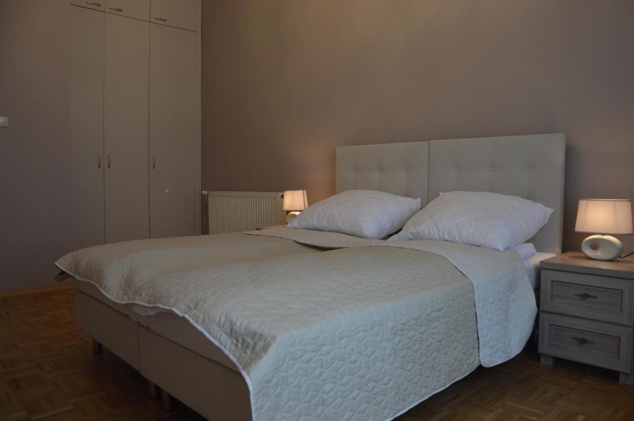 Ada Aparthouse Wrocław Buitenkant foto