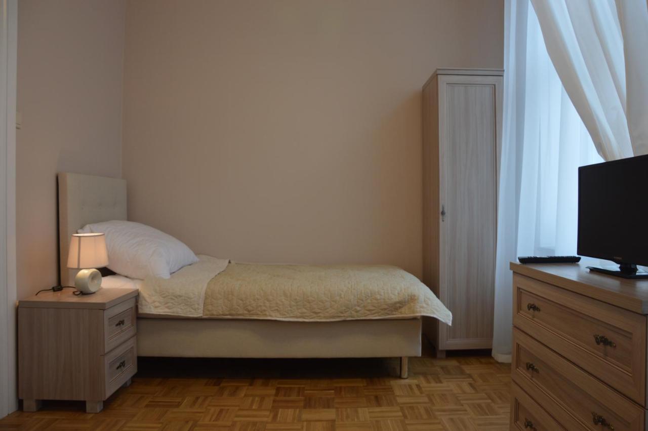 Ada Aparthouse Wrocław Buitenkant foto