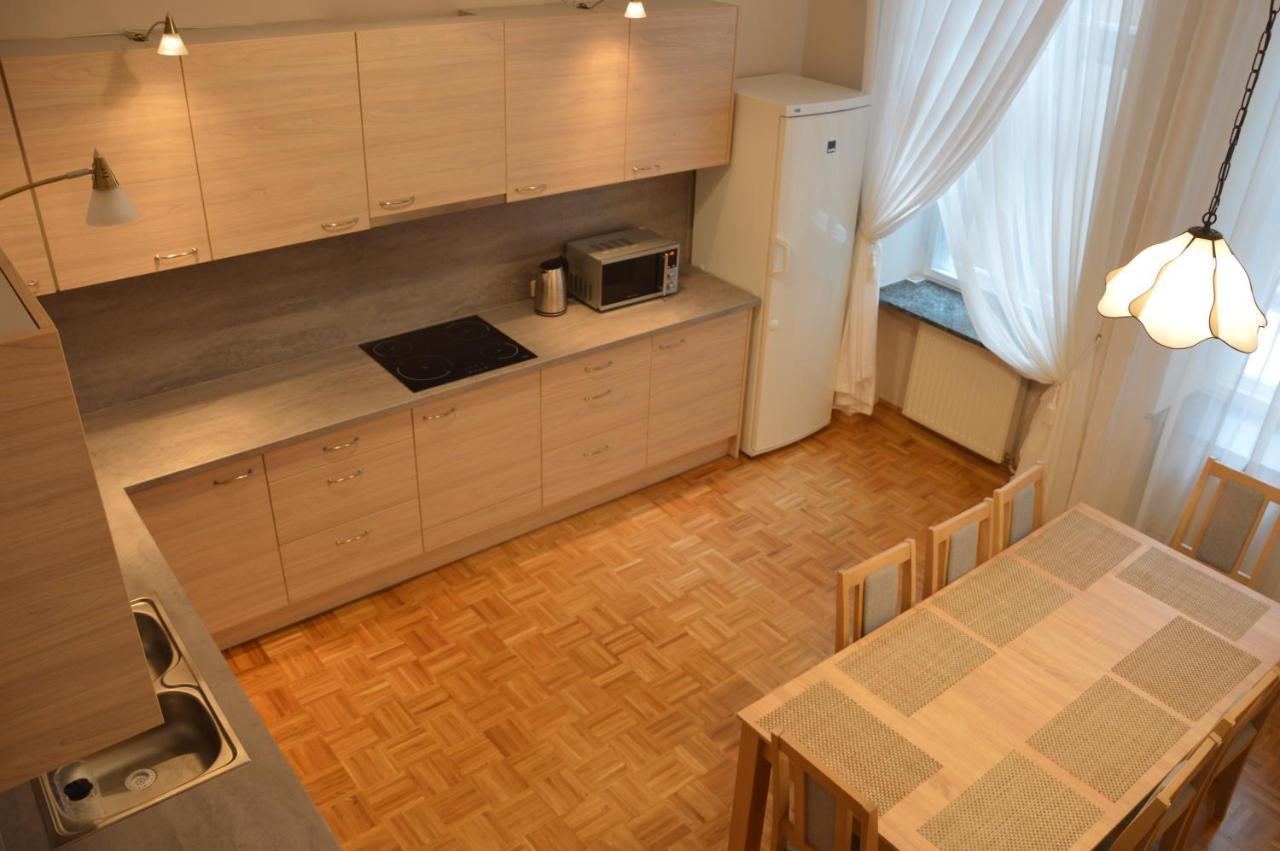 Ada Aparthouse Wrocław Buitenkant foto