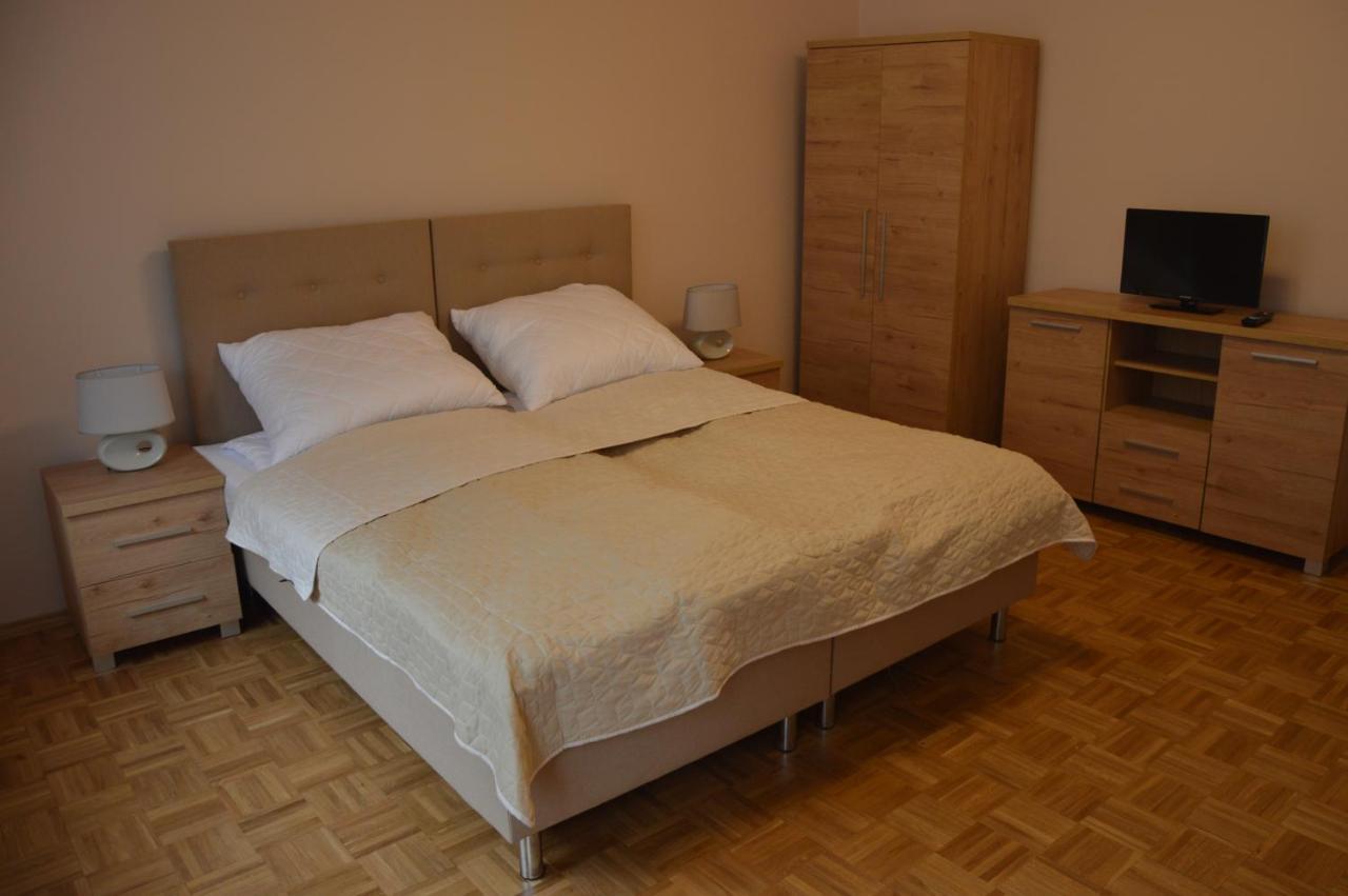 Ada Aparthouse Wrocław Buitenkant foto