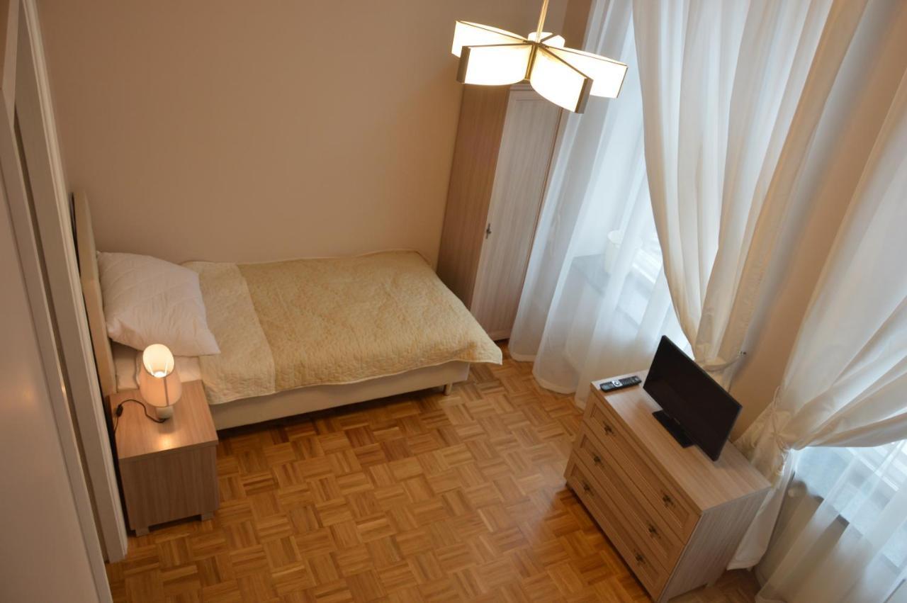 Ada Aparthouse Wrocław Buitenkant foto